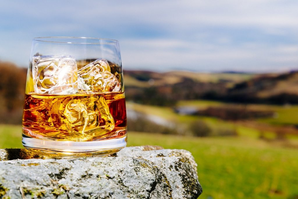 El whisky irlandes busca volver a sus orígenes
