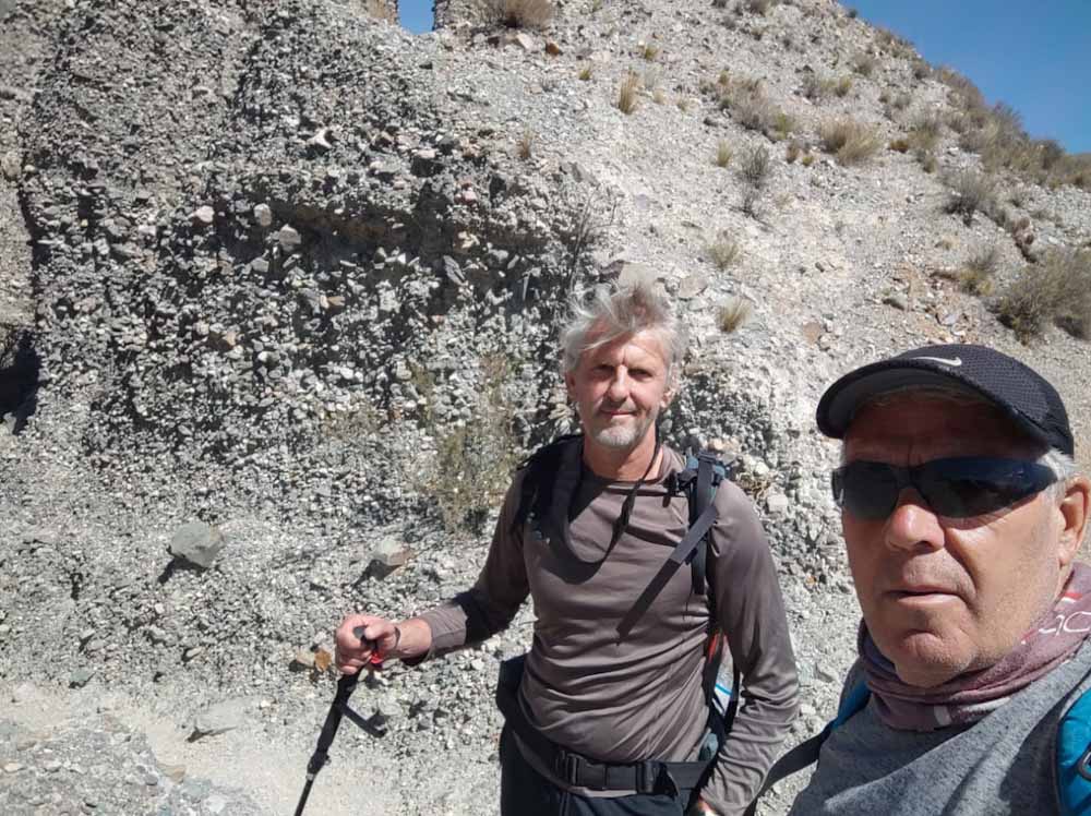 Una 'caminata' por los senderos de la bioeconomía ancestral Una ‘caminata’ por los senderos de la bioeconomía ancestral - Con Walter Casanova rumbo a Las Higueras