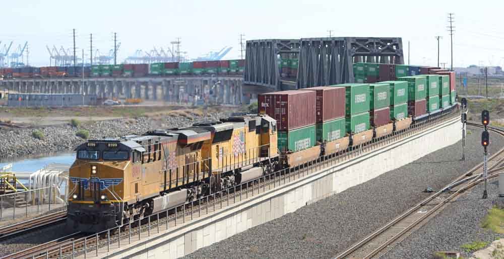 La mayor compañía ferroviaria de EEUU dijo que los biocombustibles son la vía más rápida y prometedora para reducir sus emisiones La mayor compañía ferroviaria de EEUU dijo que los biocombustibles son la vía más rápida y prometedora para reducir sus emisiones