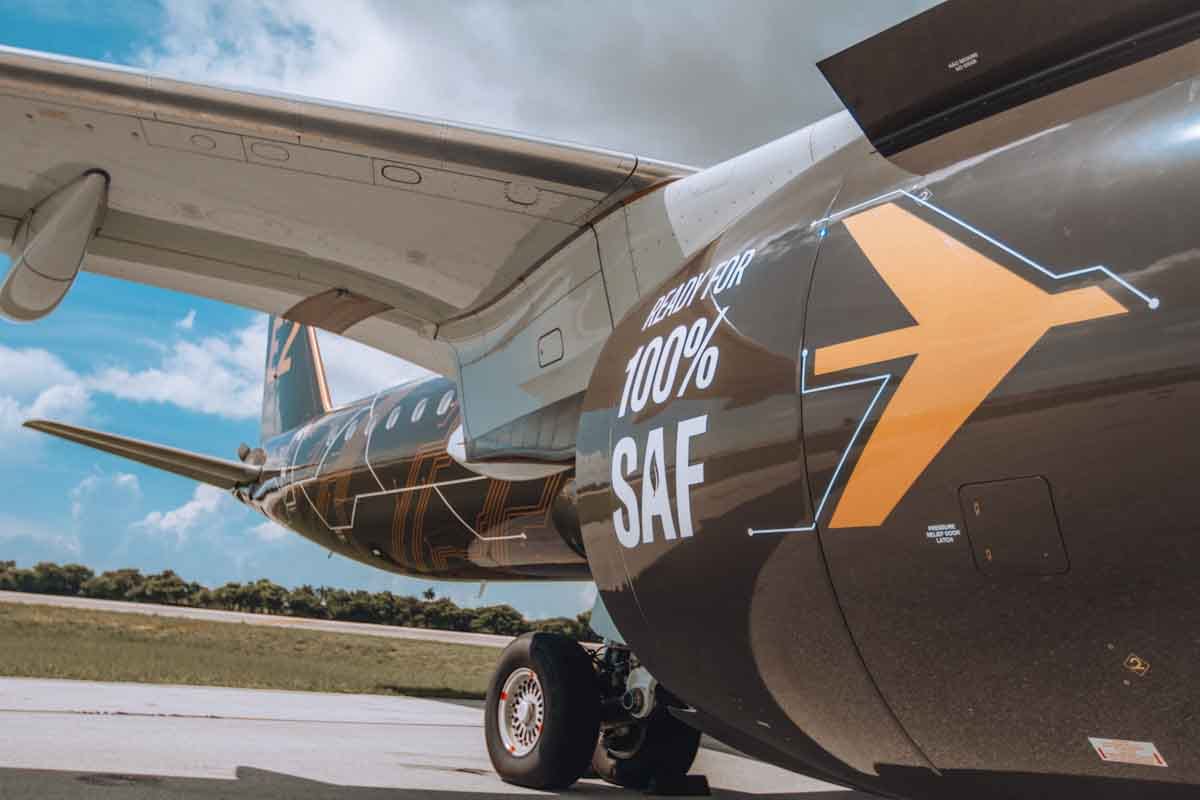 Embraer dice estar listo para volar únicamente con biocombustibles