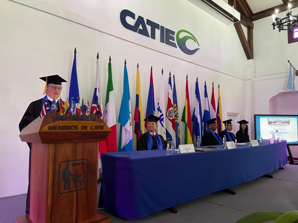 Director General del IICA, Manuel Otero, recibe Doctorado Honoris Causa del Centro Agronómico Tropical de Investigación y Enseñanza (CATIE)