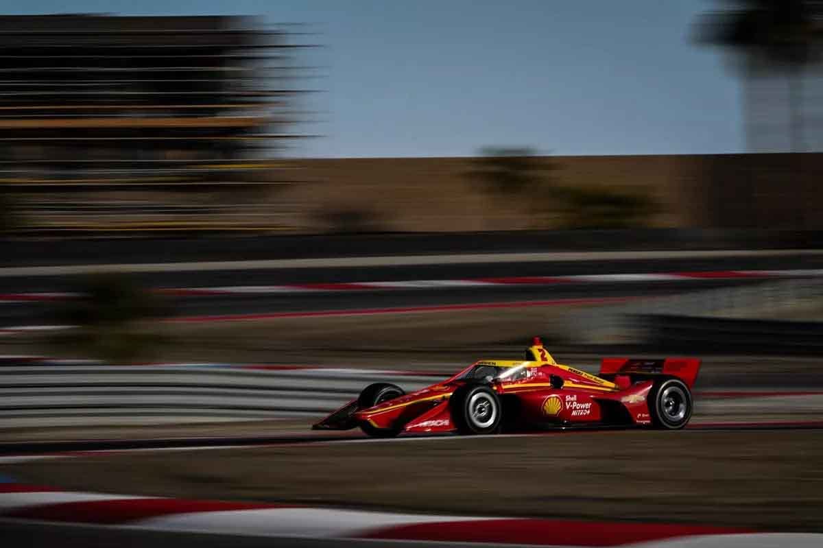 El bicampeón de la Indycar, Josef Newgarden, dijo estar impresionado con el nuevo combustible 100% renovable que se utilizará este año El bicampeón de la Indycar, Josef Newgarden, dijo estar impresionado con el nuevo combustible 100% renovable que se utilizará este año