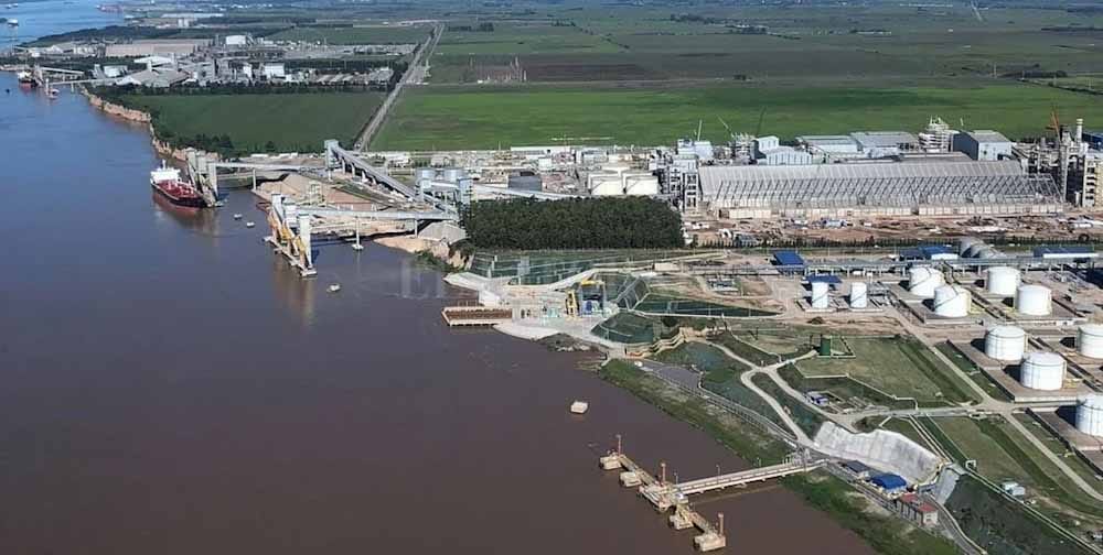 El Consejo Agroindustrial Argentino (CAA) presentó un plan para generar USD 100 mil millones anuales en exportaciones y 878 mil empleos nuevos en 10 años El Consejo Agroindustrial Argentino (CAA) presentó un plan para generar USD 100 mil millones anuales en exportaciones y 878 mil empleos nuevos en 10 años.