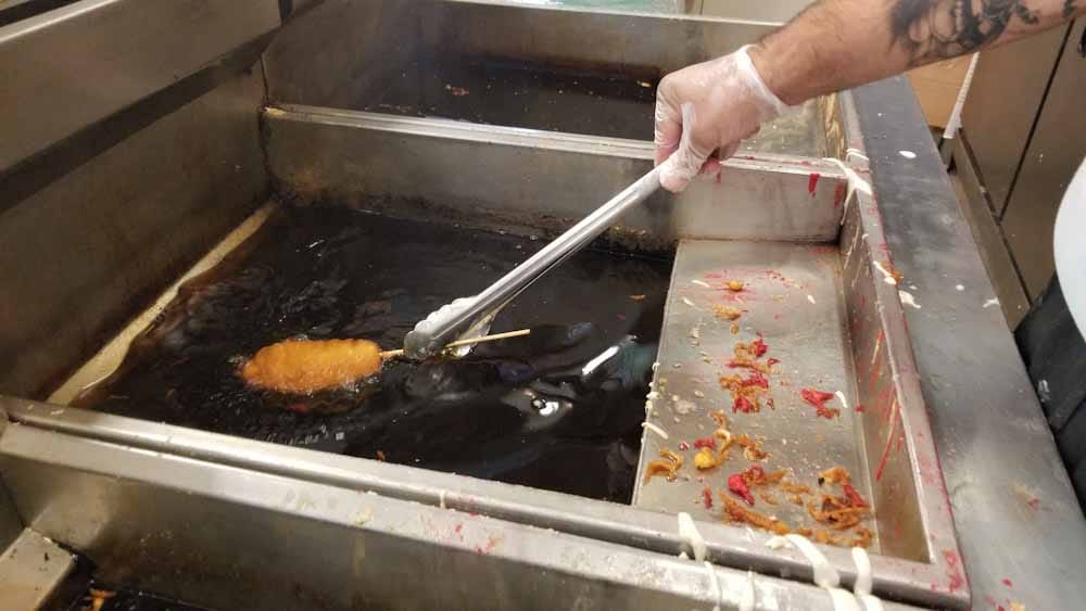 Equipo internacional de científicos creó un método ultraeficiente para hacer biodiesel a partir de aceite de cocina viejo y sucio Equipo internacional de científicos creó un método ultraeficiente para hacer biodiesel a partir de aceite de cocina viejo y sucio