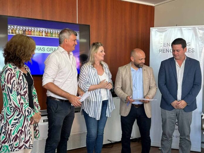 anta Fe avanza en producción de biocombustibles para aviación