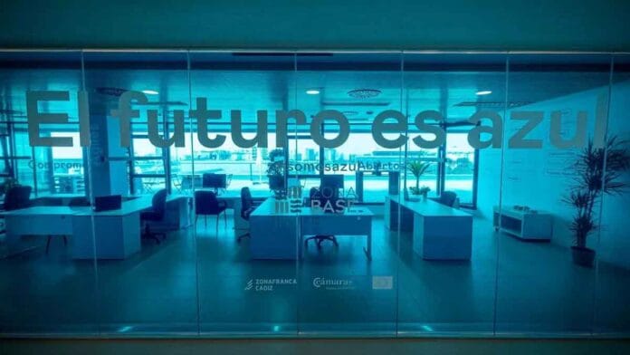 La marea azul que impulsa a Cádiz cómo la bioeconomía transforma su tejido empresarial_edited Empresas de la Zona Franca liderando la bioeconomía azul en Cadiz