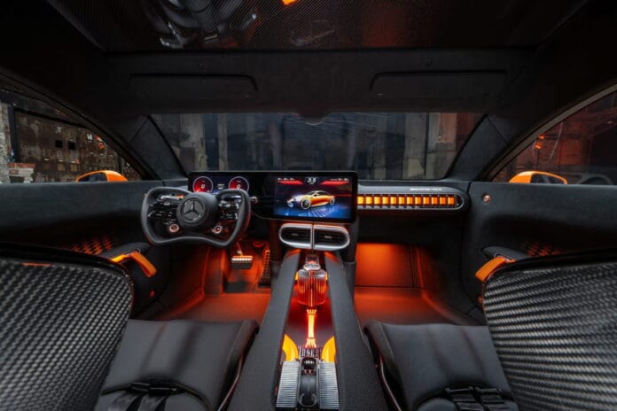 el cuero alternativo que Mercedes-Benz prueba para sus autos del futuro Interior del Concept AMG GT XX de Mercedes-Benz con tapizado de cuero alternativo INNOVERA™ hecho con neumáticos reciclados