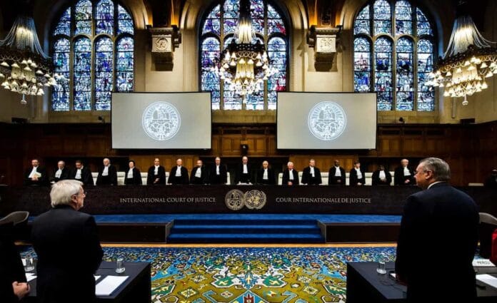 Jueces de la Corte Internacional de Justicia durante el fallo histórico sobre el cambio climático