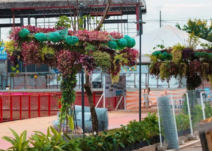 Vista del Parque de Bioeconomía e Innovación de Belém, con infraestructura moderna y vegetación amazónica