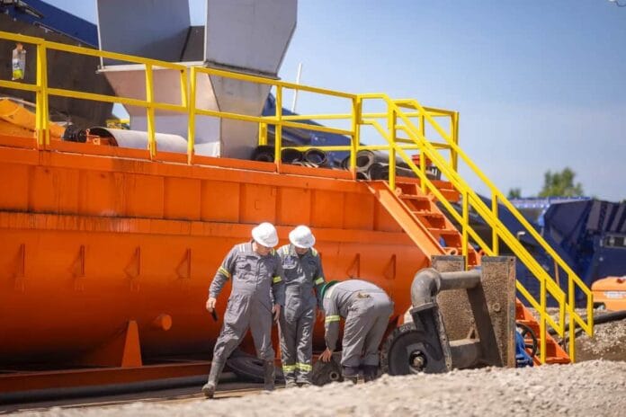 Google se mete bajo tierra alianza para enterrar residuos orgánicos y evitar emisiones de metano Google apuesta al enterramiento de biomasa evitar emisiones de metano