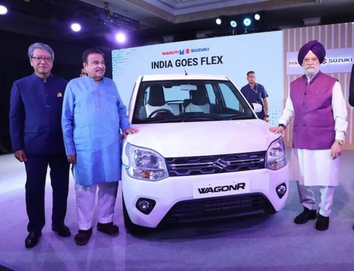 Primer vehículo flex fuel de pasajeros de Maruti Suzuki presentado en India