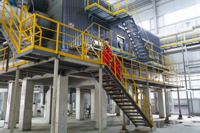 China inaugura la primera planta que combina geotermia y biomasa para producir vapor industrial Planta de geotermia y biomasa para vapor industrial en Dongying, China