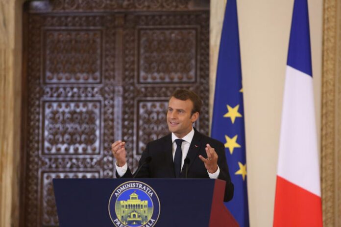 Emmanuel Macron propone ampliar el uso de biodiésel en Europa